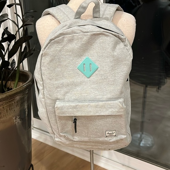 Herschel Supply Company Handbags - VGUC Herschel Supply napsack